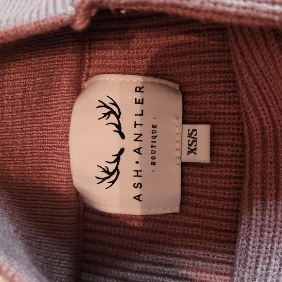 Ash & antler mauve mockneck  drop shoulder batwing sleeves - Picture 5 of 8